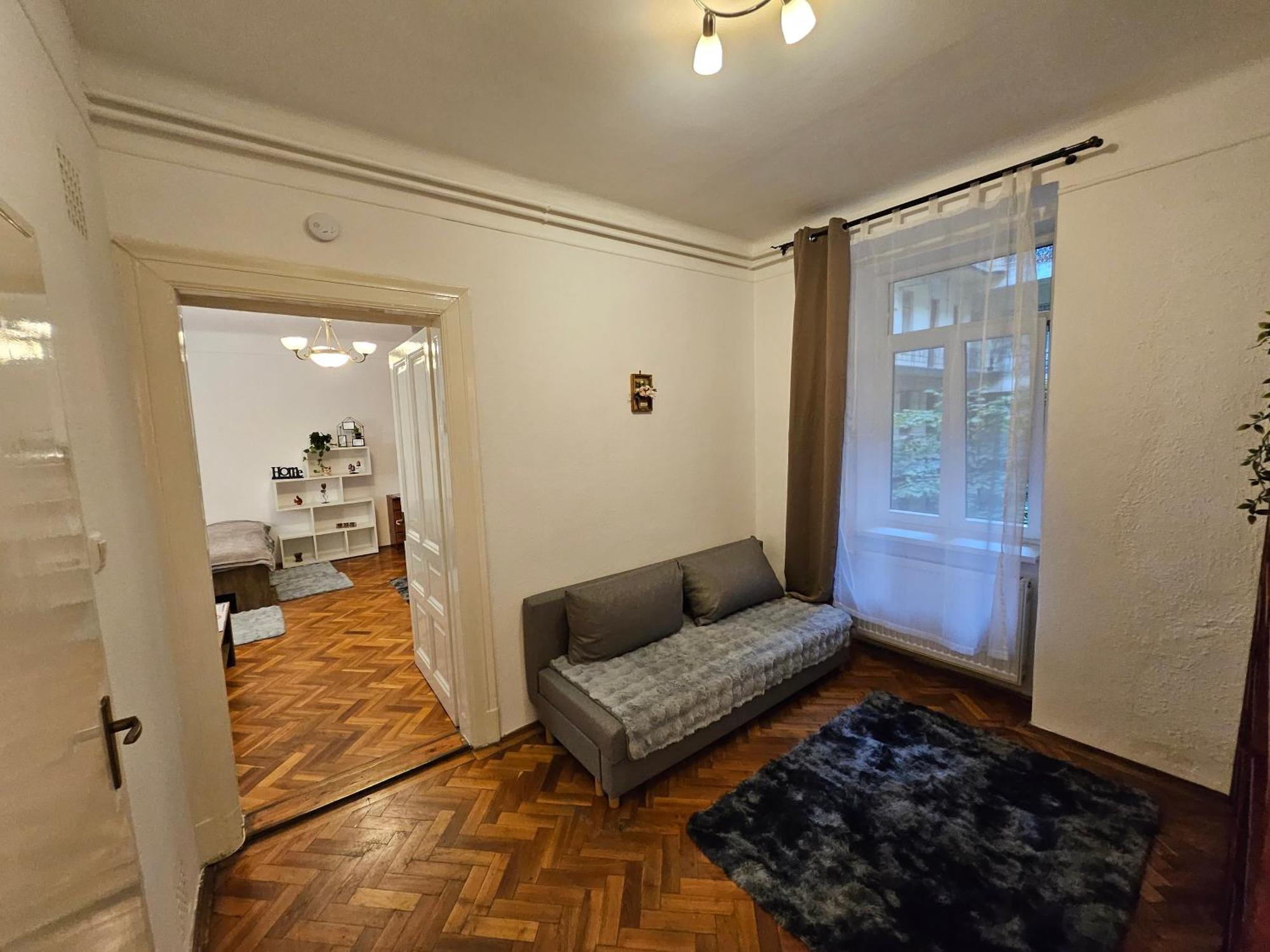 Pet Friendly 2Bdr Apartment บูดาเปสต์ ภายนอก รูปภาพ