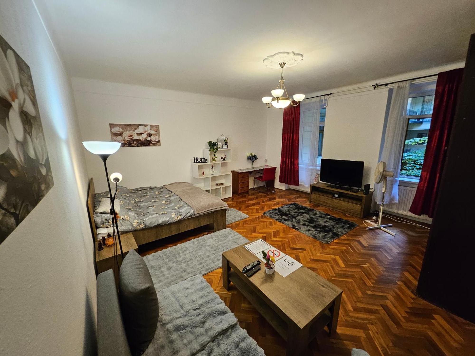 Pet Friendly 2Bdr Apartment บูดาเปสต์ ภายนอก รูปภาพ